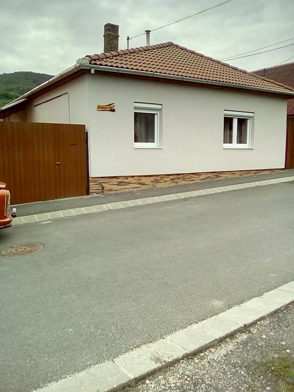 Villa Kaland Vendeghaz Sátoraljaújhely Exterior foto